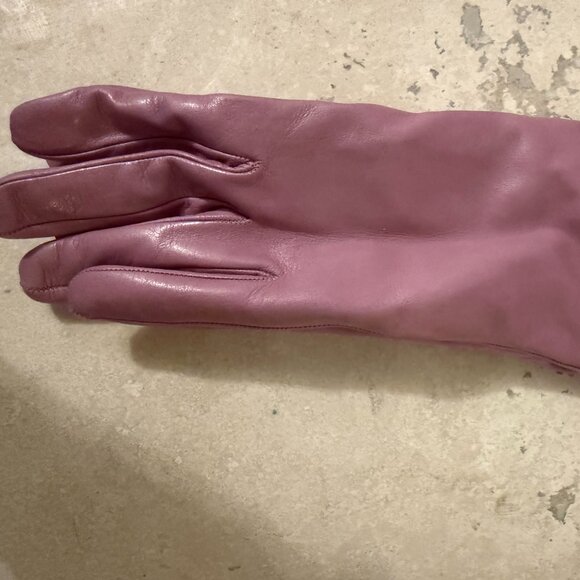 Sermoneta Gloves Lilac Leather lined w/ cashmere, Made in Italy, Size 7, NWT - Picture 4 of 6